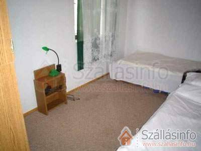 Apartmanház 63441 (Nyugat-Dunántúl > Zala megye > Balatongyörök-Becehegy)