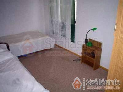 Apartmanház 63441 (Nyugat-Dunántúl > Zala megye > Balatongyörök-Becehegy)