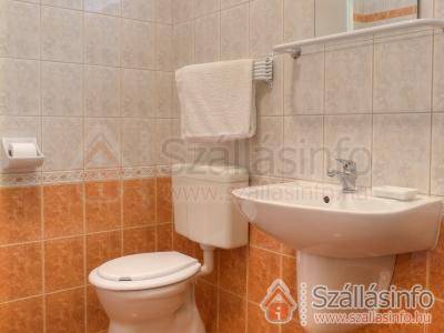 Apartman 64022 (Észak-Alföld > Hajdú-Bihar megye > Hajdúszoboszló)