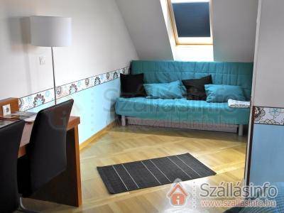 Azúr-Ház Sky Terrace Apartman (Nyugat-Dunántúl > Vas megye > Sárvár)