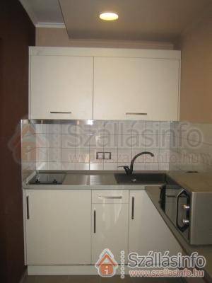 Egri Csillag Apartman (Nord Ungarn > Heves megye > Eger)