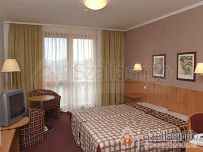 Hunguest Hotel Pelion**** (Zentral Transdanubien > Veszprém megye > Tapolca)