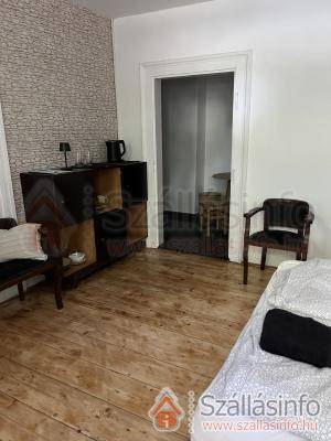 Kisudvaros Apartman (Budapest és környéke > Pest megye > Vác)