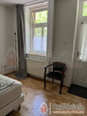 Kisudvaros Apartman (Budapest és környéke > Pest megye > Vác)