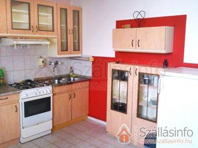 Orchidea Apartman (Közép-Dunántúl > Komárom-Esztergom megye > Tata)