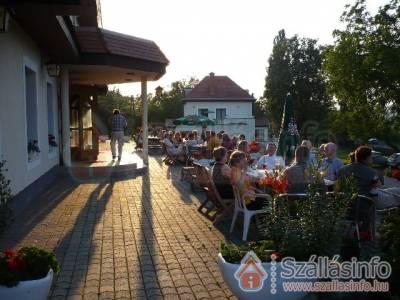 Aquilo Hotel Panoráma (Közép-Dunántúl > Veszprém megye > Tihany)