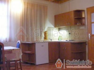 Tisza Apartman (Észak-Magyarország > Borsod-Abaúj-Zemplén megye > Tiszaújváros)